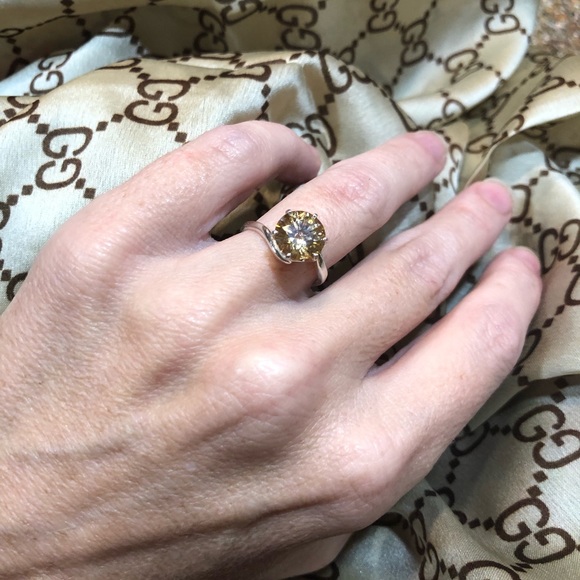 Jewelry - 2.80 ct French Cognac Round Cut Moissanite